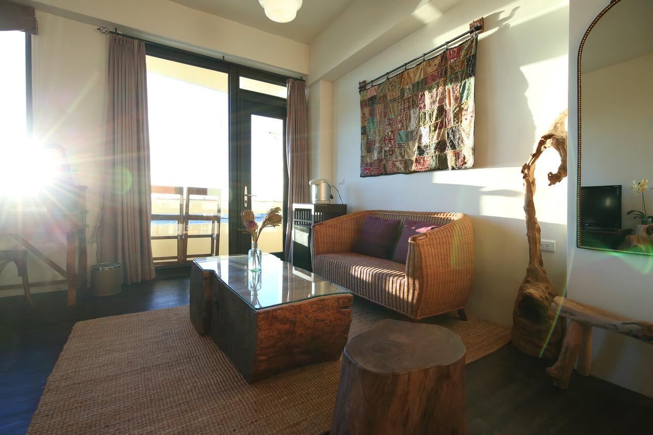 Slow Living Seaview B&B Kota Hualien Bagian luar foto