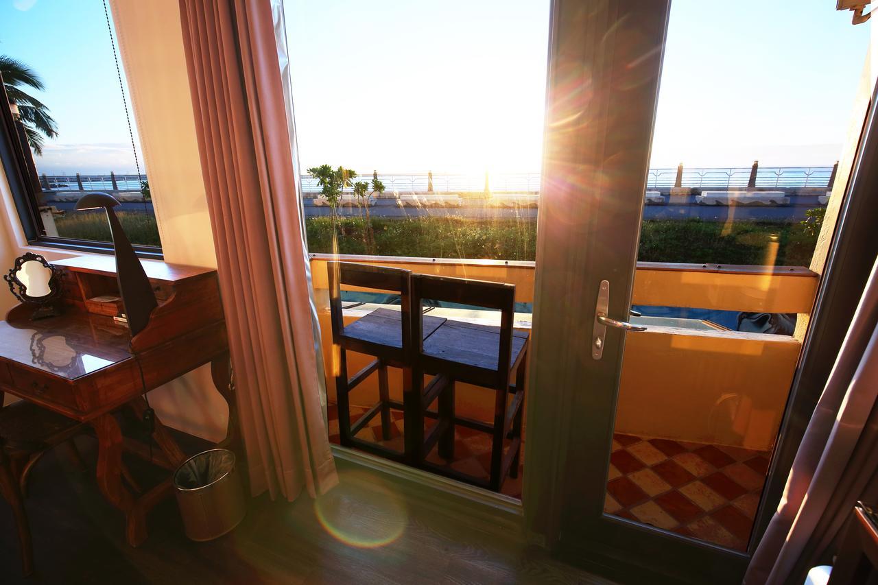 Slow Living Seaview B&B Kota Hualien Bagian luar foto