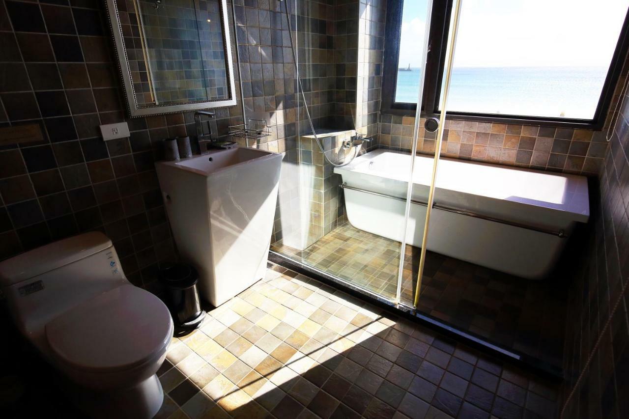 Slow Living Seaview B&B Kota Hualien Bagian luar foto